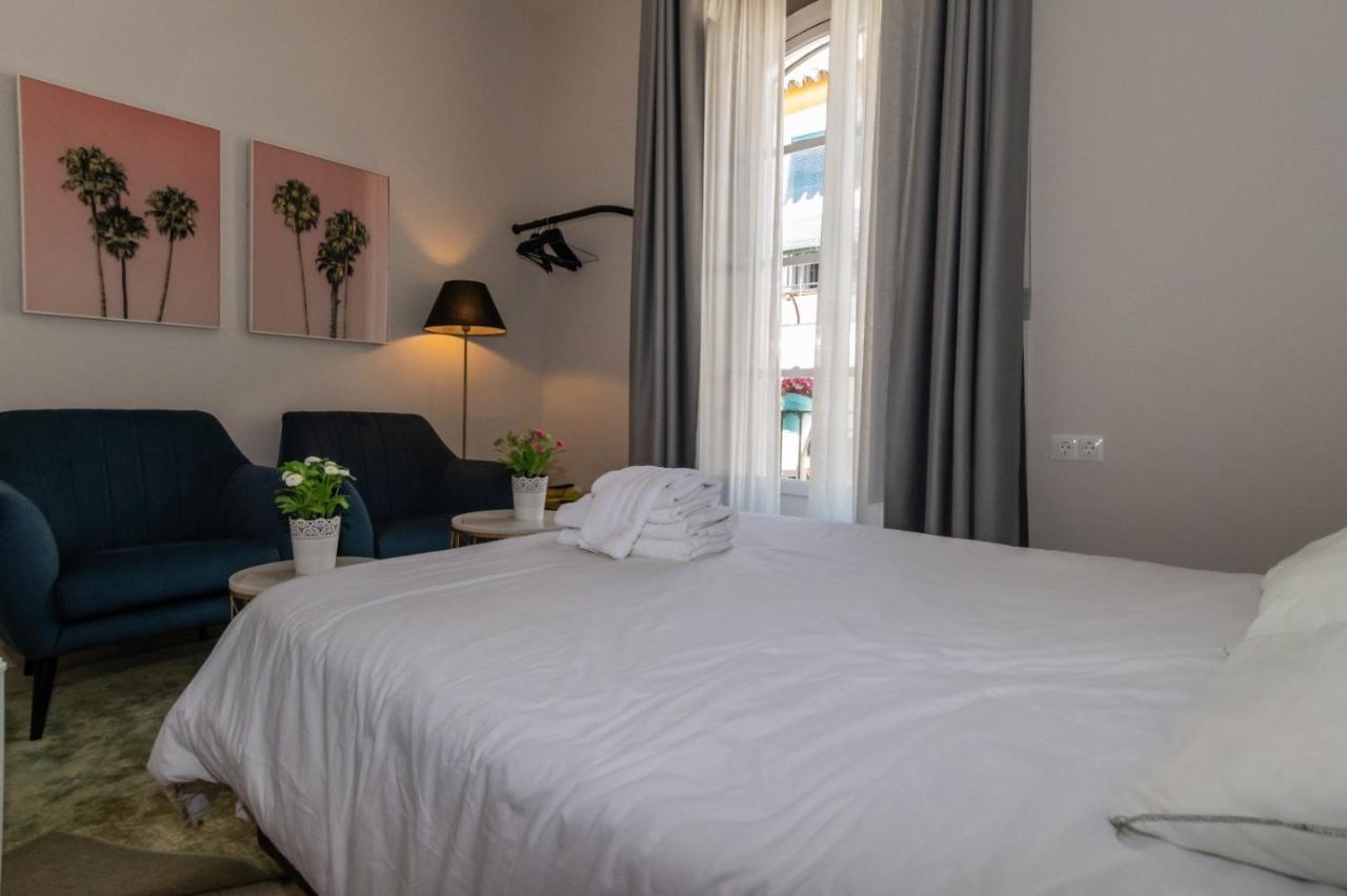 Triana Pelay Suites Seville Exterior photo